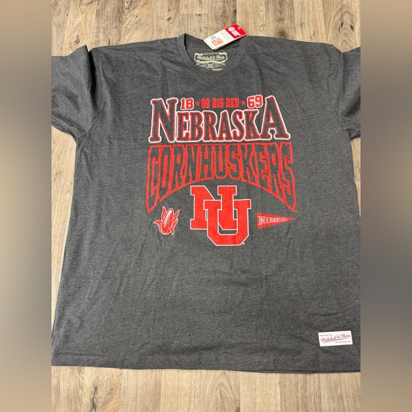 Mitchell & Ness Other - NWT Nebraska Huskers Gray Heritage Scholar‎ T-Shirt Size XXL MSRP $42